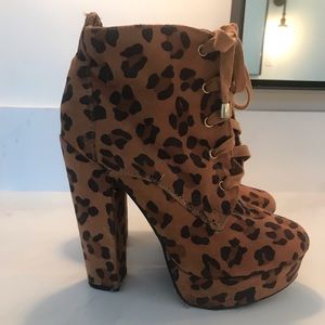 Leopard high bootie
